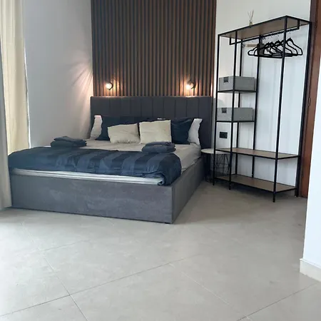 Luxury Golf Coast With Sea View Apartament *